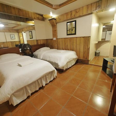 Mountain Lodge And Restaurant Baguio City Exterior foto